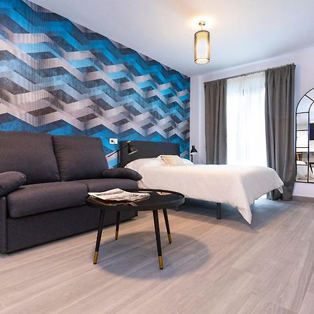 Malaga Rivas 34 Suites Homes Exterior photo