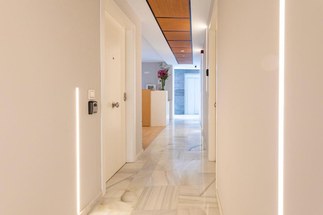 Malaga Rivas 34 Suites Homes Exterior photo