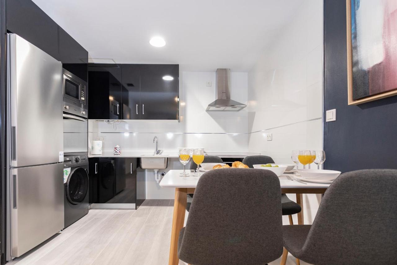 Malaga Rivas 34 Suites Homes Exterior photo