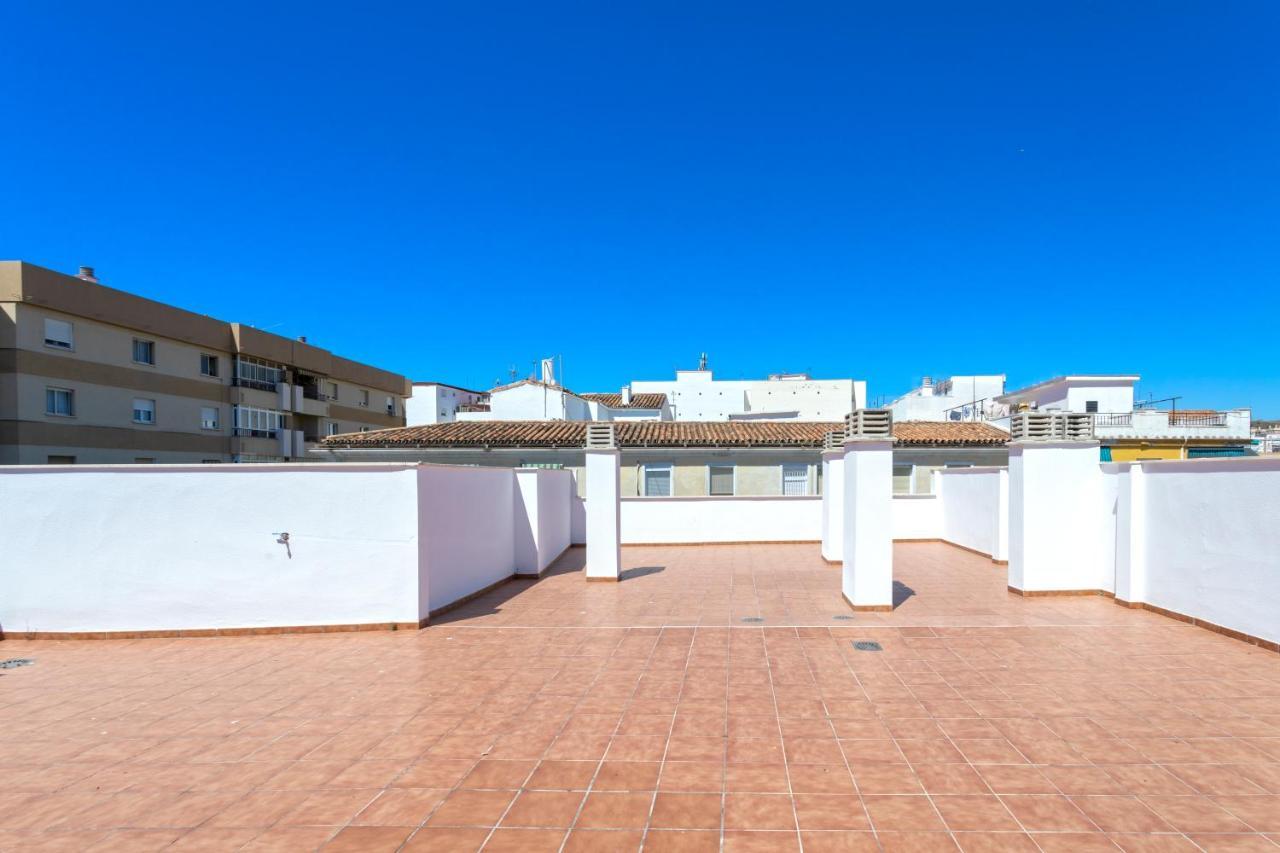 Malaga Rivas 34 Suites Homes Exterior photo