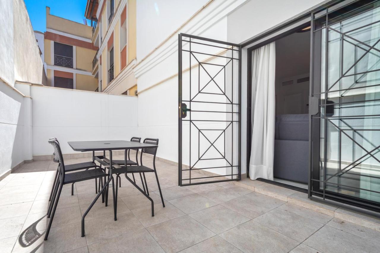 Malaga Rivas 34 Suites Homes Exterior photo
